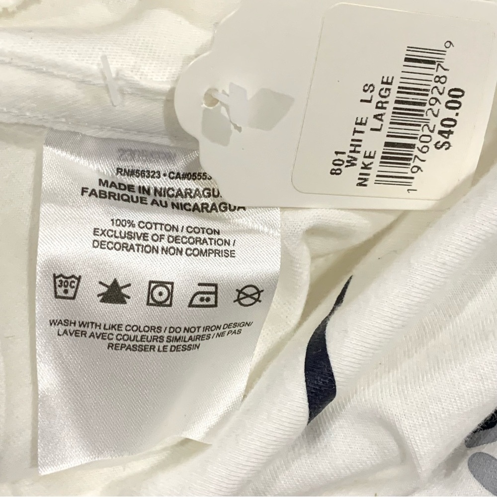 Nike 2024 NCAA Basketball Tournament National Champions UConn Huskies Shirt NWT - Picture 5 of 7